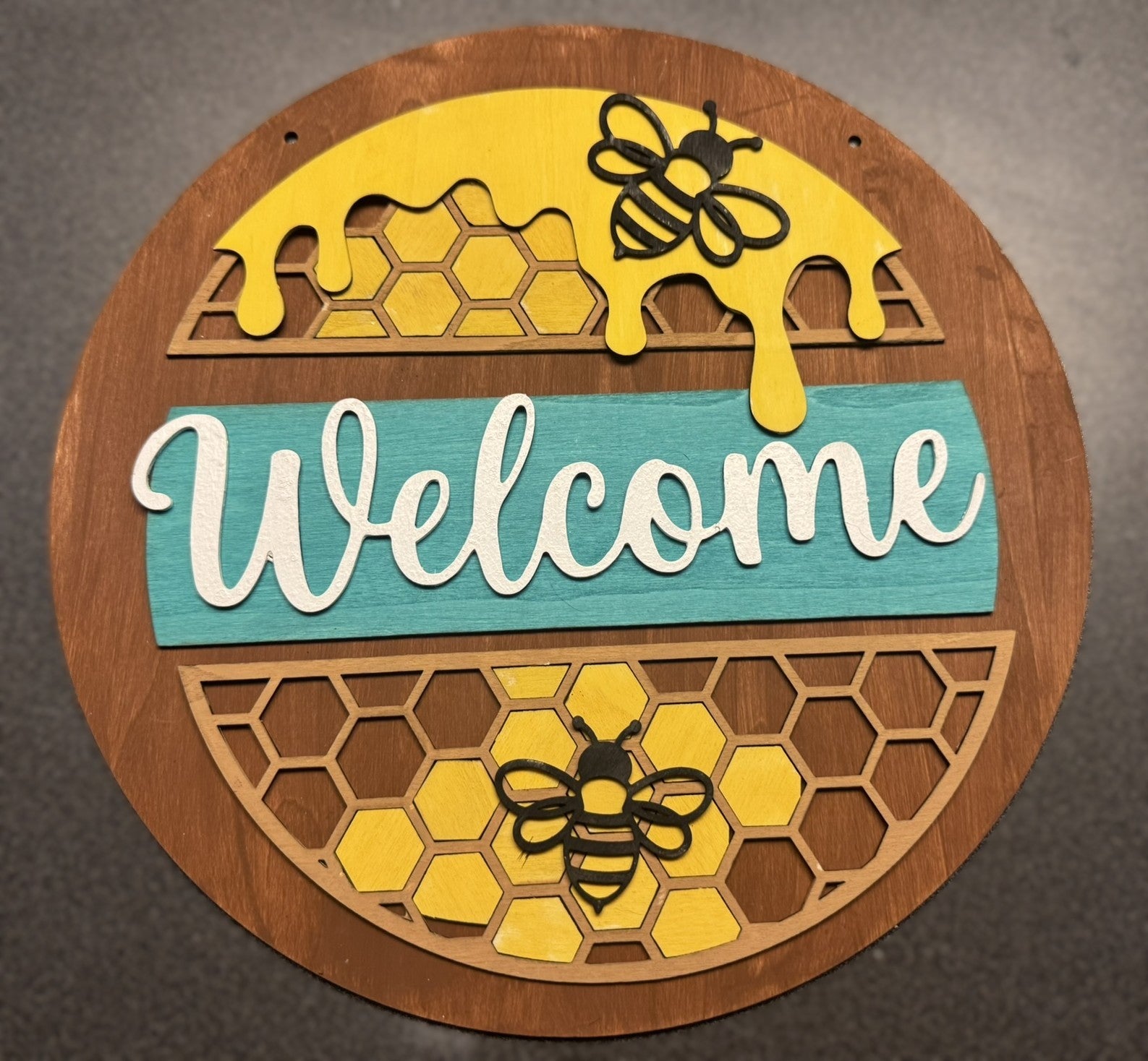 Bee Welcome Door Sign
