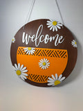 Daisy Welcome Sign